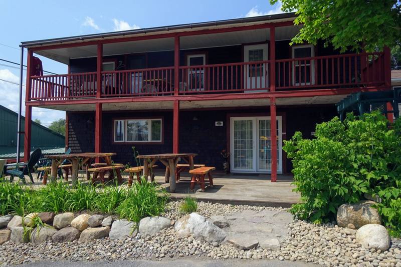Basecamp Lodge